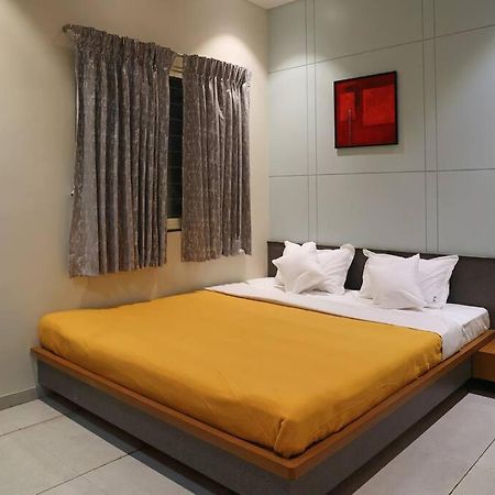 'Sumadhu Homes - 201 ' Kolhapur Luaran gambar