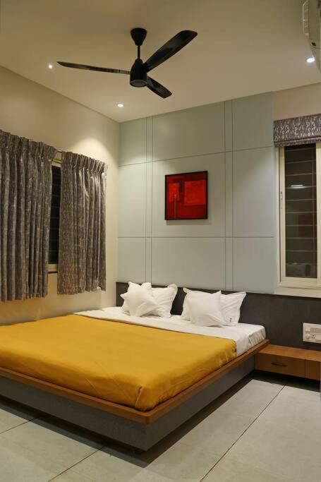 'Sumadhu Homes - 201 ' Kolhapur Luaran gambar