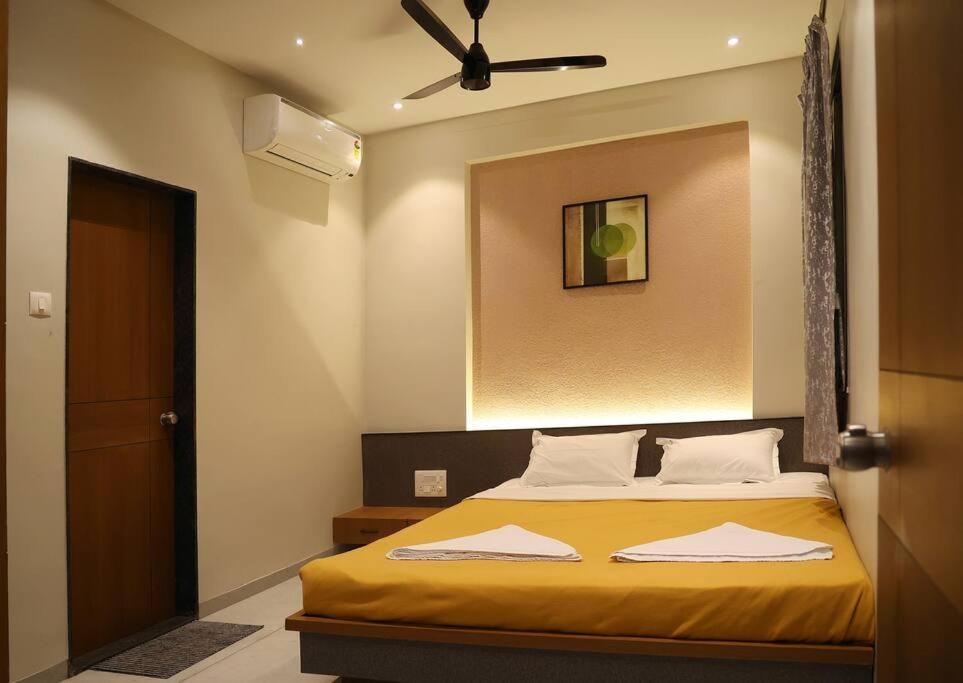 'Sumadhu Homes - 201 ' Kolhapur Luaran gambar